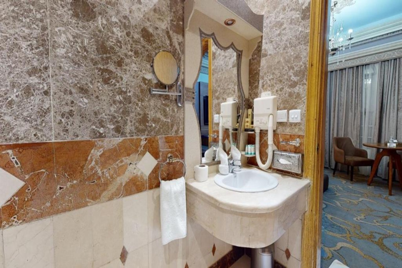 Rama al-Madina Hotel