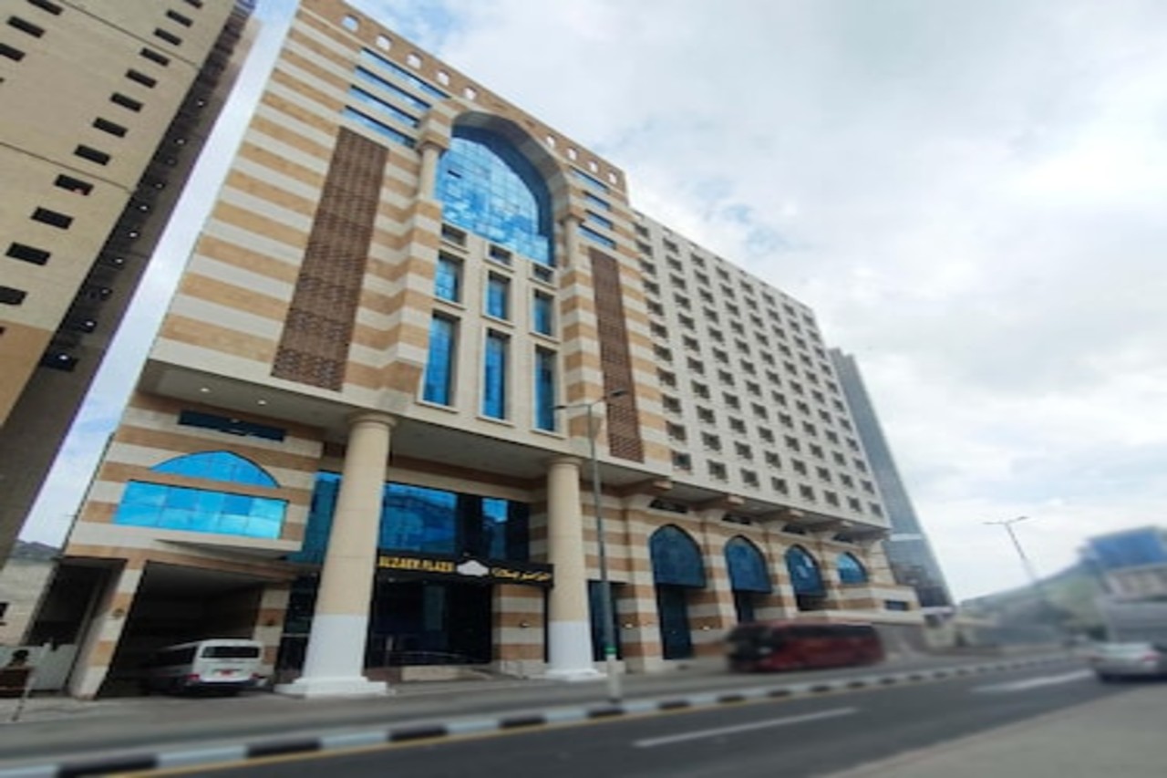 Al Zaer Al Plaza Hotel